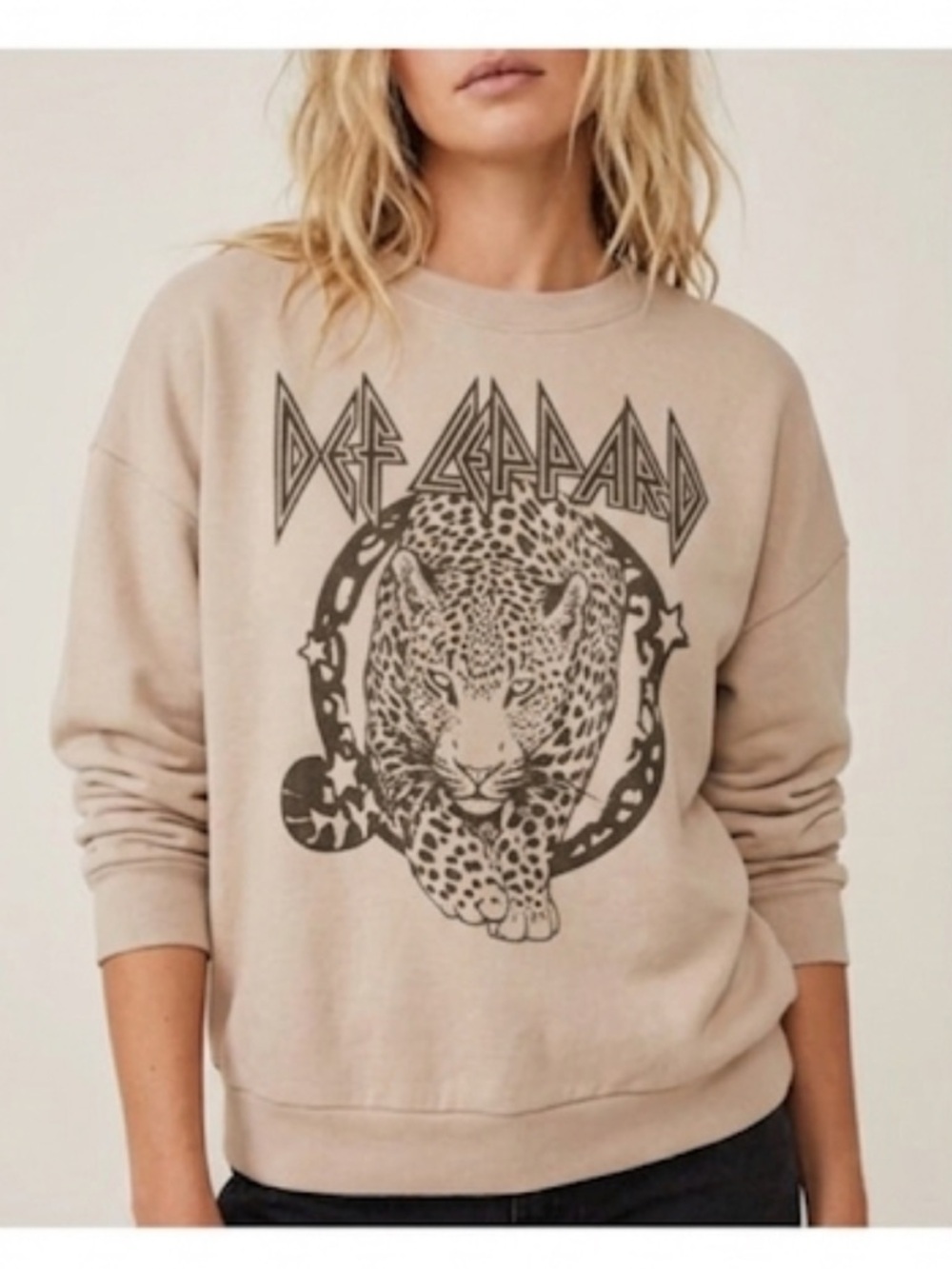 Def Leppard Graphic Crewneck Sweatshirt